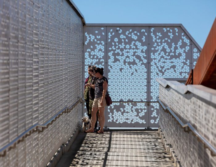 Grand Avenue Park Bridge - Exterior