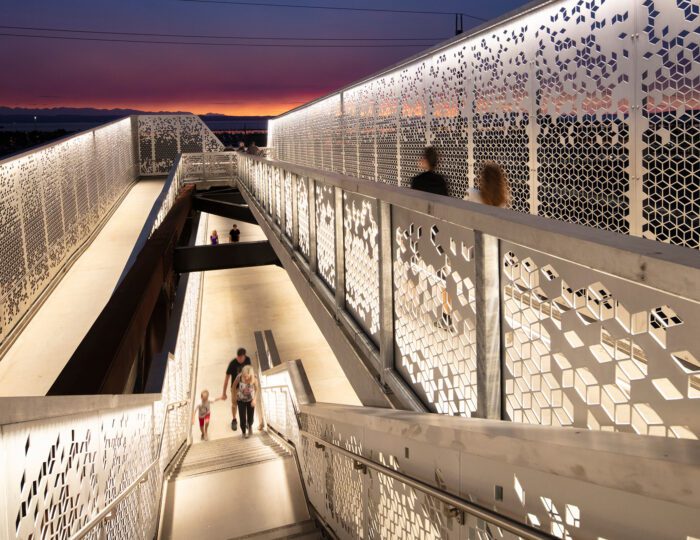 Grand Avenue Park Bridge - Exterior