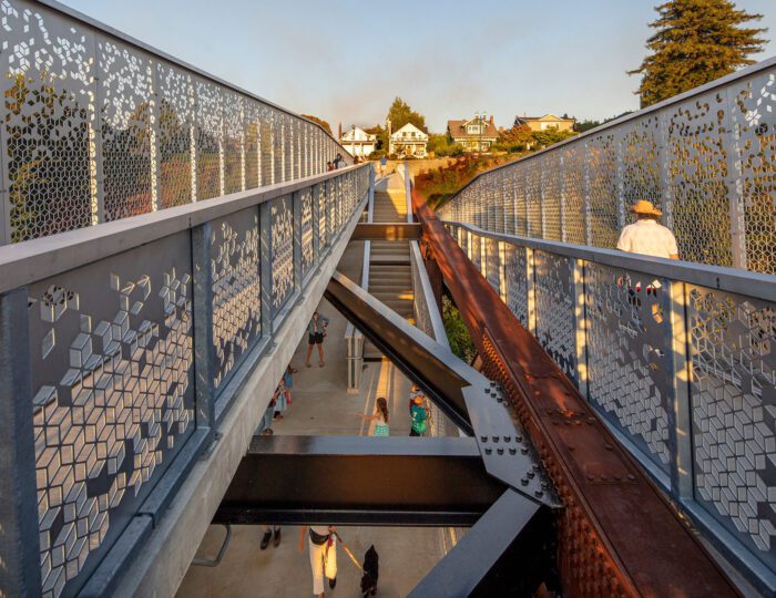 Grand-Avenue-Park-Bridge_95