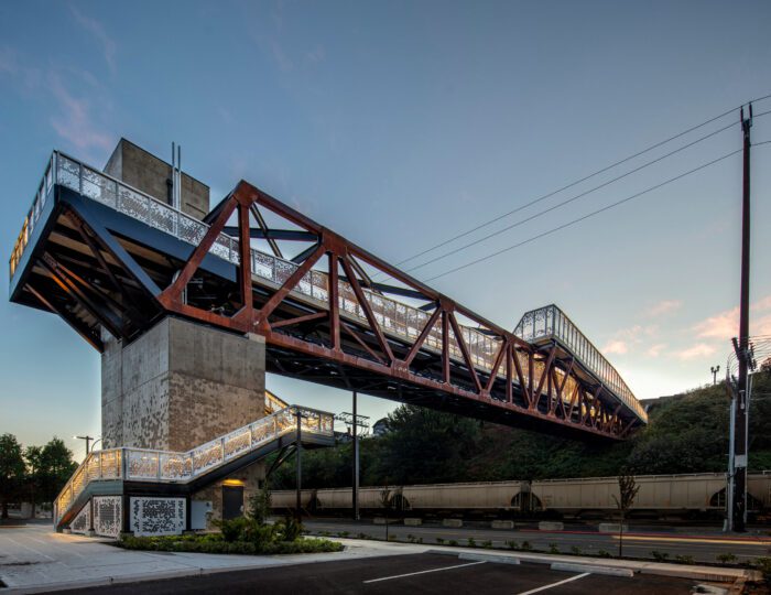 Grand Avenue Park Bridge - Exterior