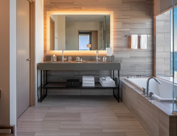 SEARS_P144 Suite Bathroom