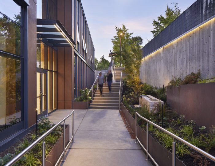 Lakeview Office Building - Exterior