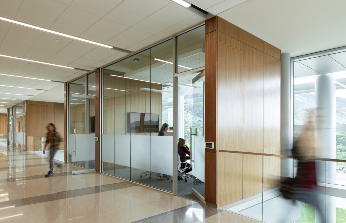 Huntsman School of Business, Utah State University - Interior