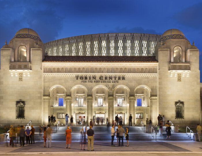 New Orleans Ernest N. Morial Convention Center Renovation - LMN Architects