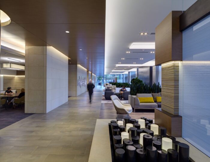 929 Office Tower - Interior