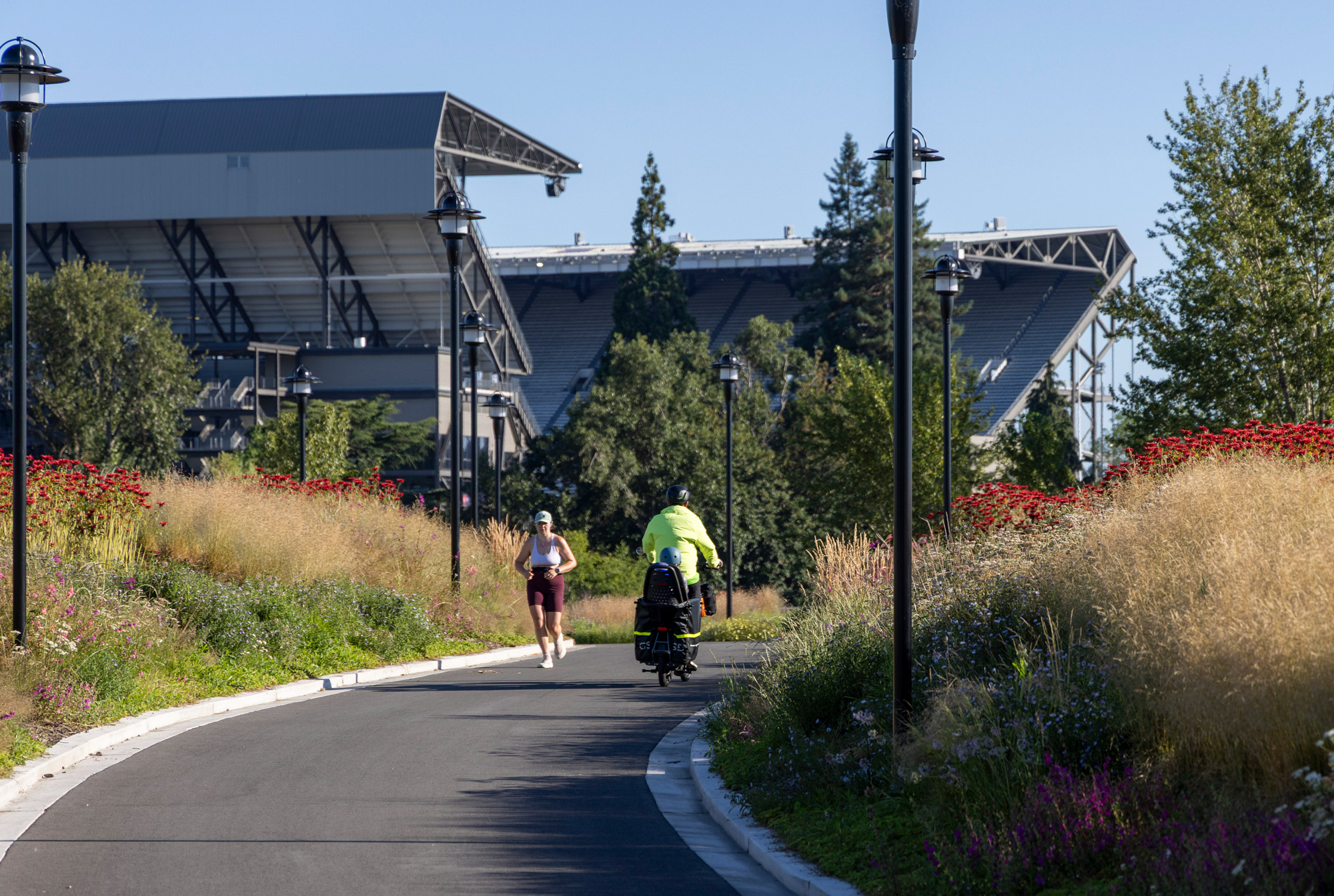 State-Route-520-Seattle-Lids-and-Bridges_11