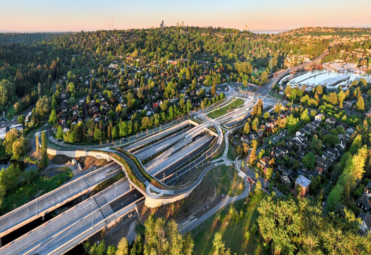State-Route-520-Seattle-Lids-and-Bridges_4