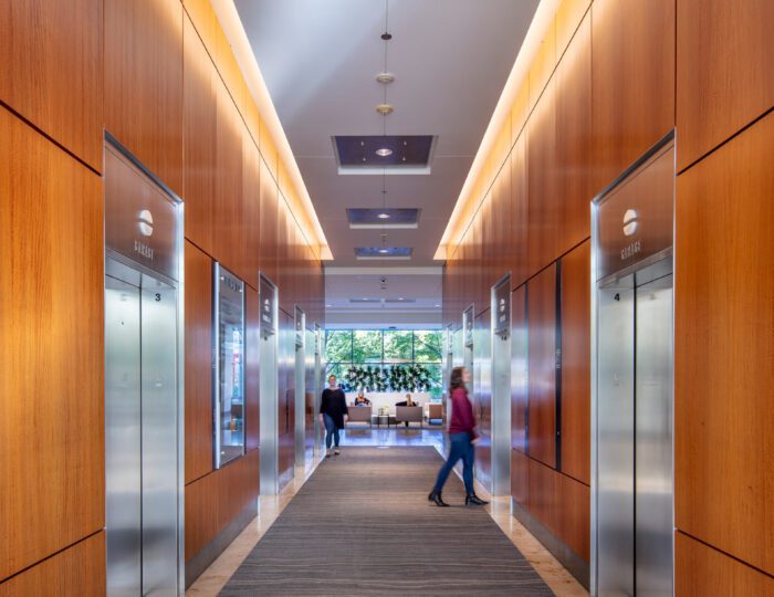 Summit Office Towers I + II - Interior