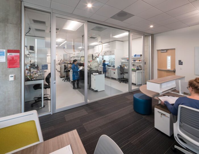 Interdisciplinary-Science-&-Engineering-Building,-UC,-Irvine_N319