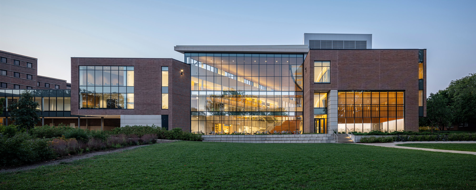 Edward J. Minskoff Pavilion Michigan State University - LMN Architects