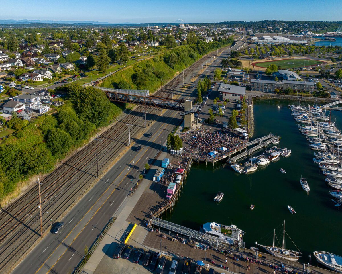 Grand-Avenue-Park-Bridge_366