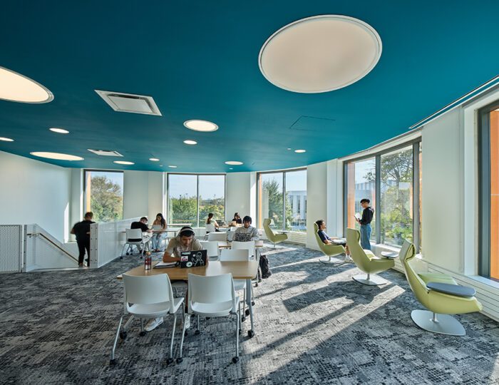 Computer-Design-Research-and-Learning-Center-University-of-Illinois-Chicago_10