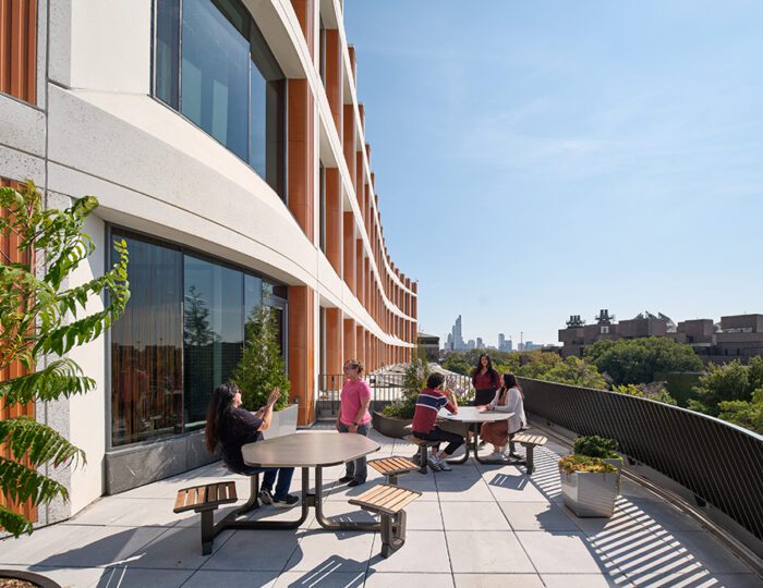 Computer-Design-Research-and-Learning-Center-University-of-Illinois-Chicago_17