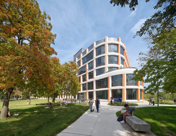 Computer-Design-Research-and-Learning-Center-University-of-Illinois-Chicago_21
