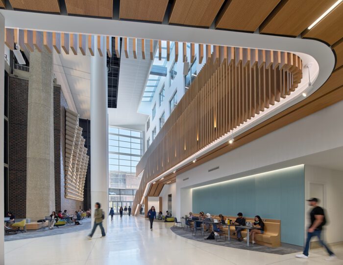 Computer-Design-Research-and-Learning-Center-University-of-Illinois-Chicago_25