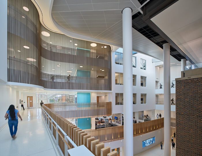 Computer-Design-Research-and-Learning-Center-University-of-Illinois-Chicago_6