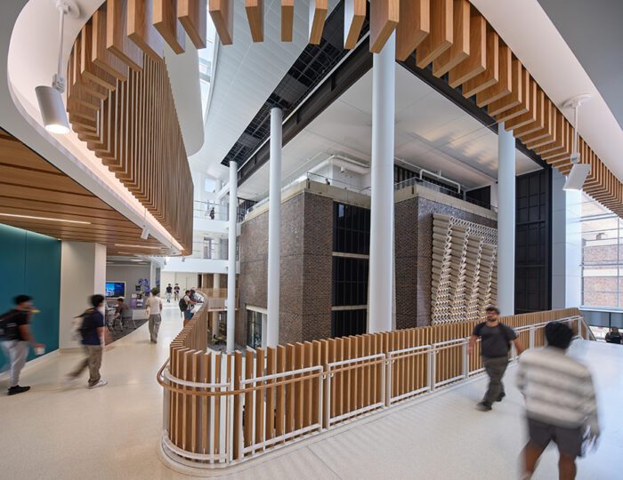 Computer-Design-Research-and-Learning-Center-University-of-Illinois-Chicago_7